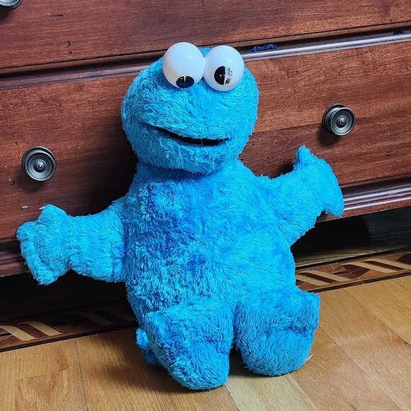 Sesame Street Cookie Monster Stuffed Animal Toy - Picture 1 of 11